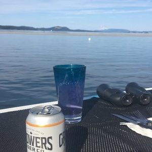 Meet your Posher, Gay